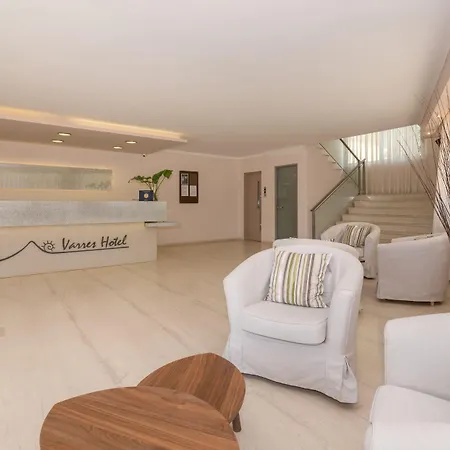 Varres Hotel