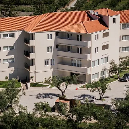 Varres Ξενοδοχείο 3*