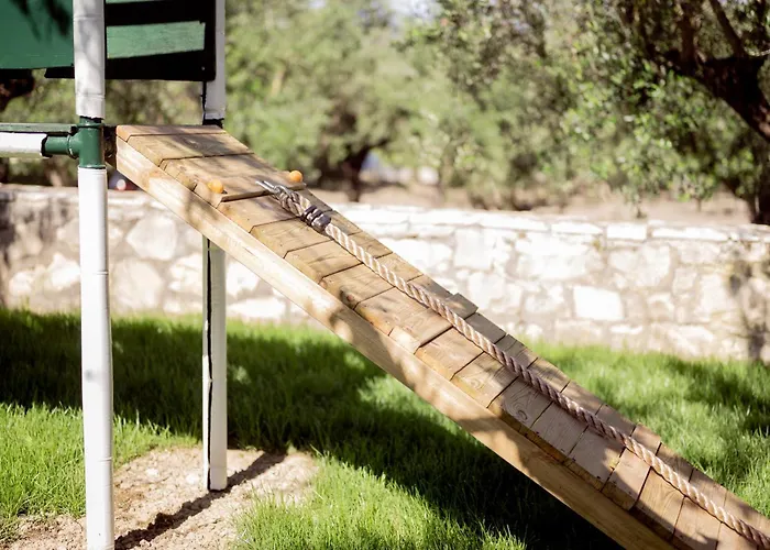 Отель Varres Закинтос